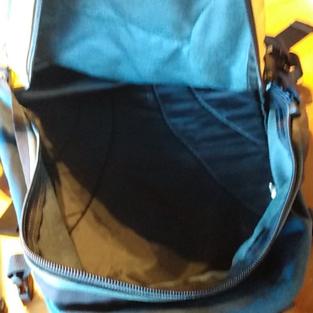 Timberland Backpack - Picture 3 of 4